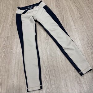 Tan + Lines leggings 17 mins ago Reply
